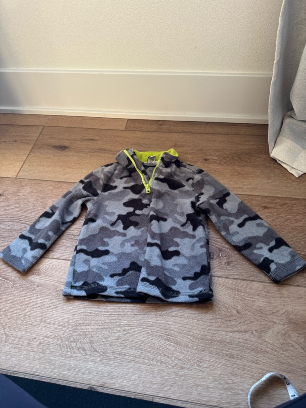 RUFFHEWN CAMO QUARTER ZIP SWEATSHIRT BOYS SIZE 3T